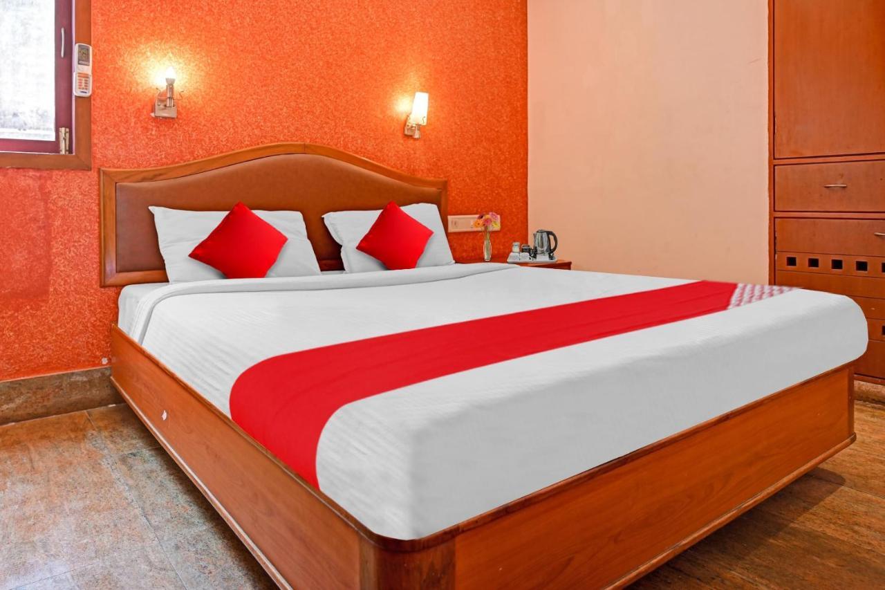 Flagship Bella Vagues Hotels Chennai Bagian luar foto